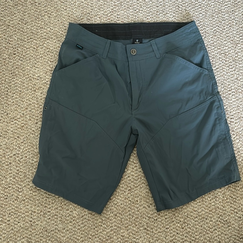 Men’s Kuhl shorts.  Size 34